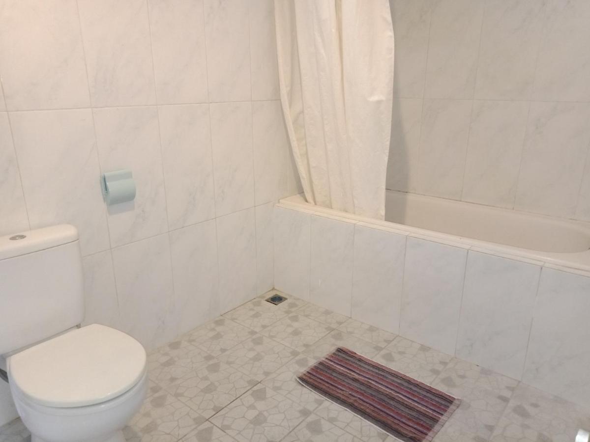 Rika Sanur Homestay Buitenkant foto