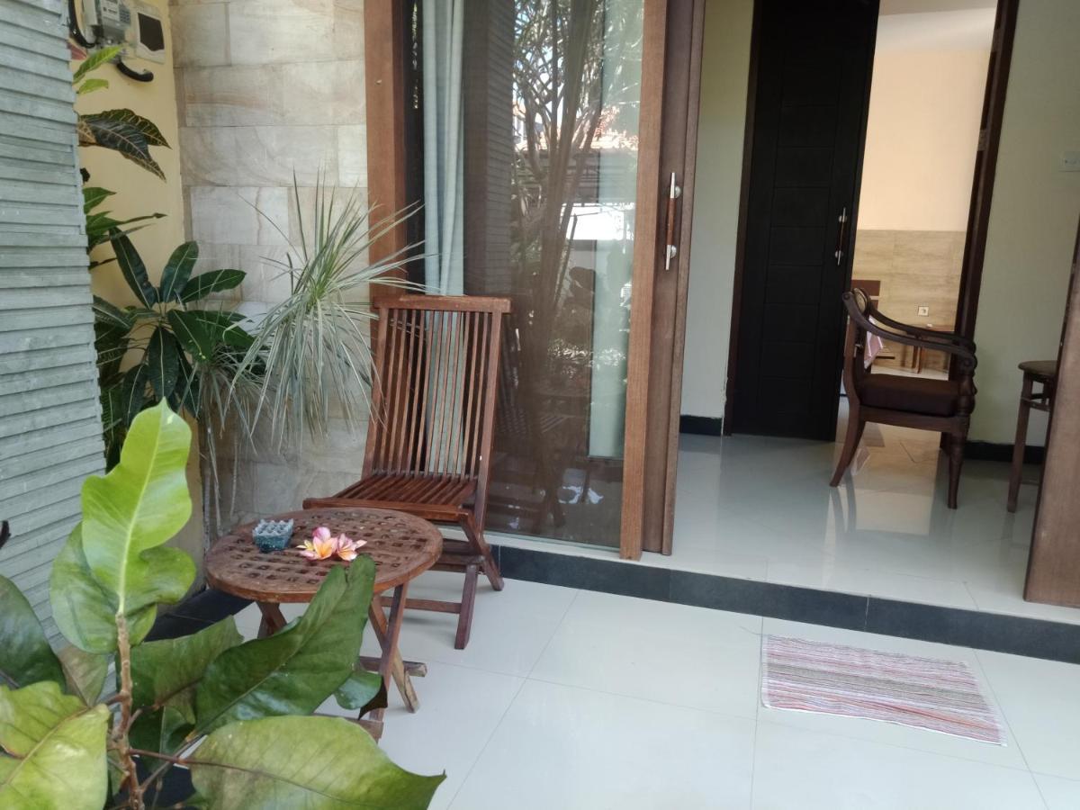 Rika Sanur Homestay Buitenkant foto