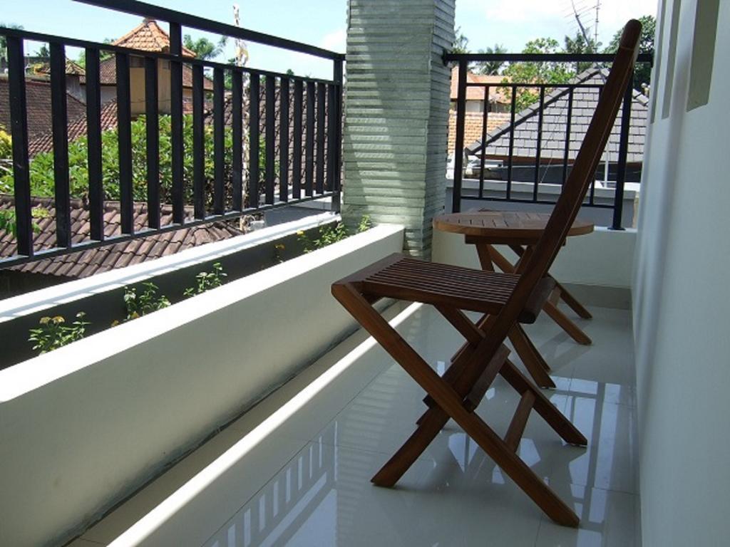 Rika Sanur Homestay Buitenkant foto